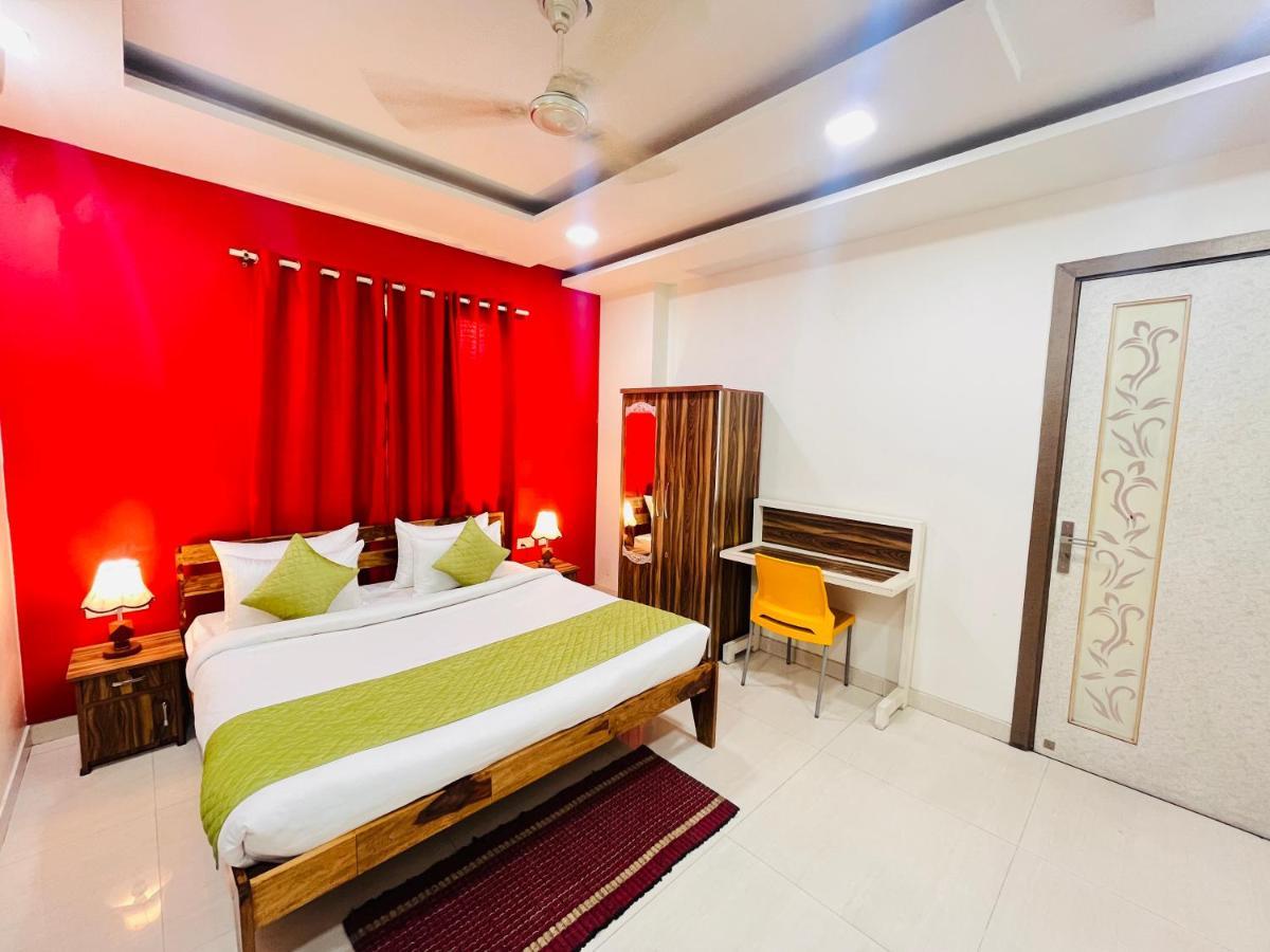 Hotel Park Pride Pitampura New Delhi, Couple Friendly Buitenkant foto