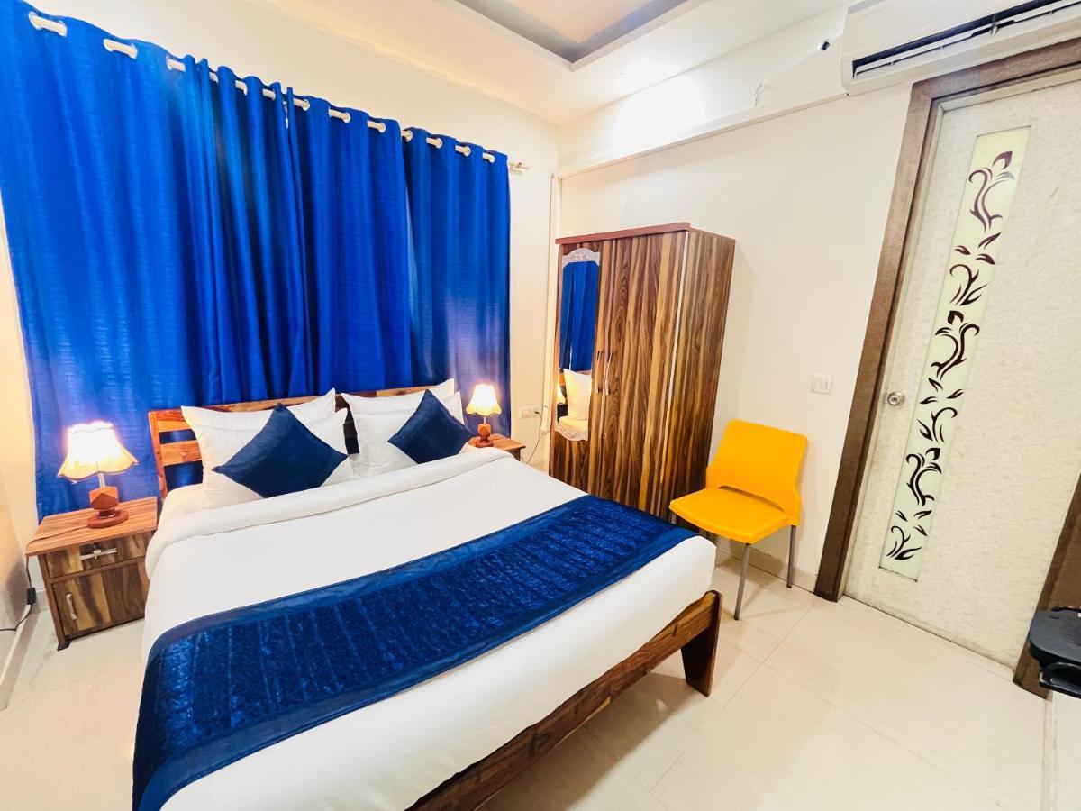 Hotel Park Pride Pitampura New Delhi, Couple Friendly Buitenkant foto