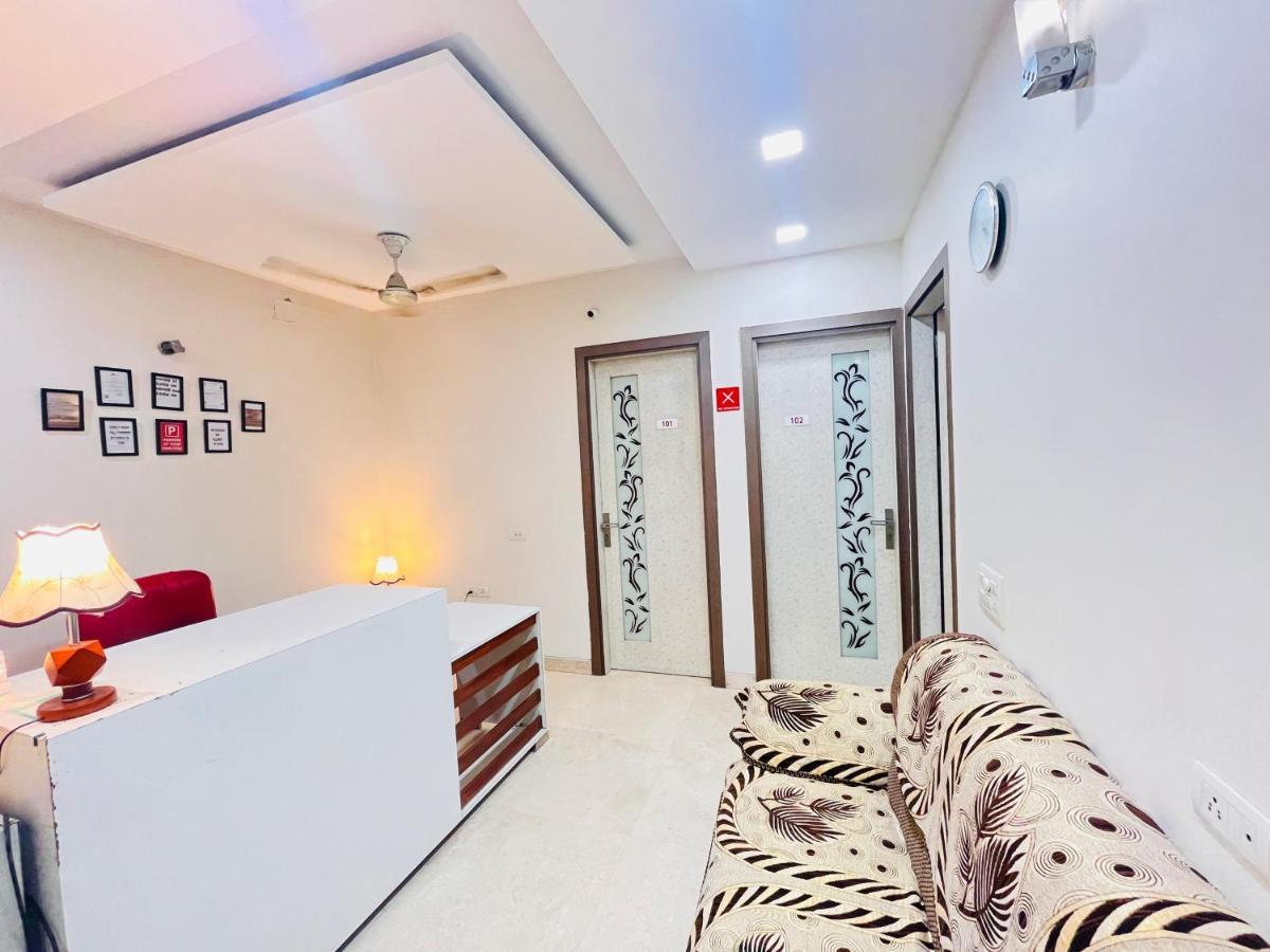 Hotel Park Pride Pitampura New Delhi, Couple Friendly Buitenkant foto