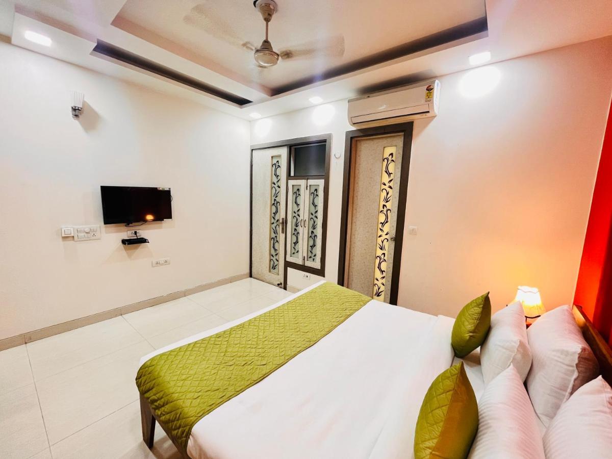 Hotel Park Pride Pitampura New Delhi, Couple Friendly Buitenkant foto