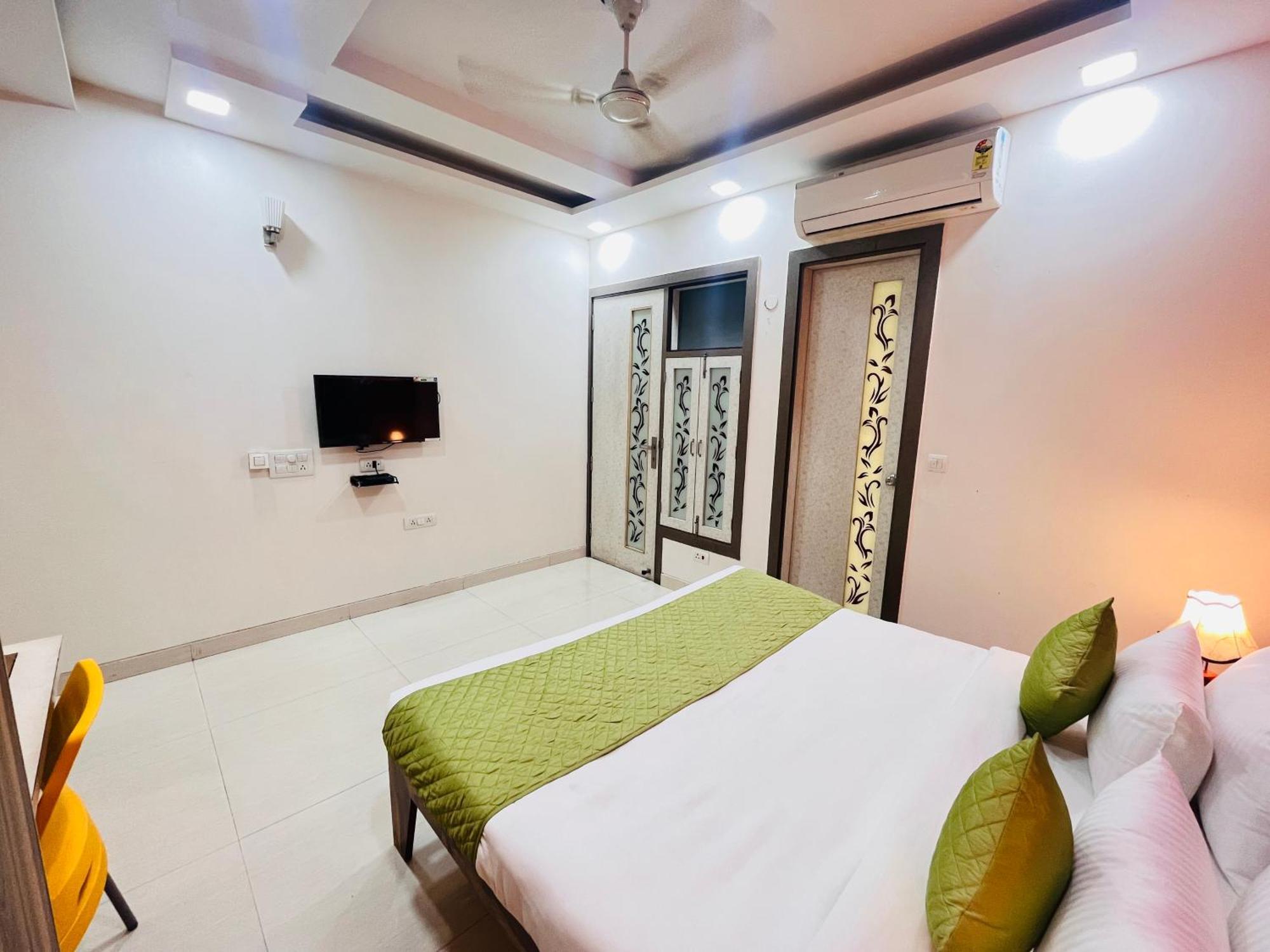 Hotel Park Pride Pitampura New Delhi, Couple Friendly Buitenkant foto
